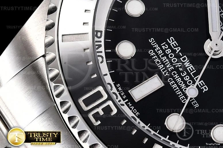 0401 ROLSD093 – Deep Sea Dweller Black Contemporary 1015